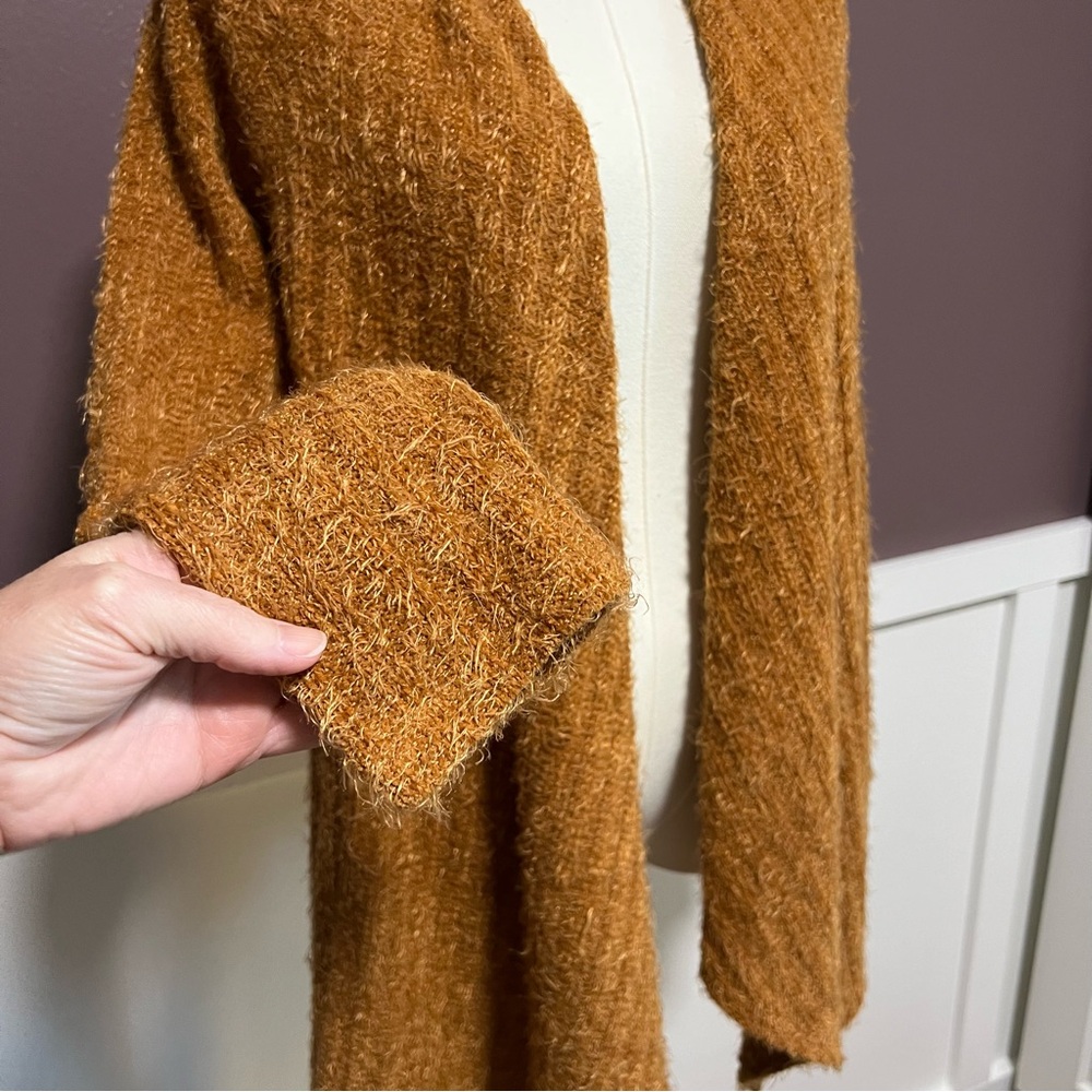 Open Front Rusty Gold Fluffy Cardigan - Picture 3 of 8